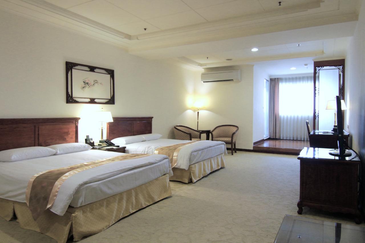 King'S Paradise Hotel Csungli Kültér fotó