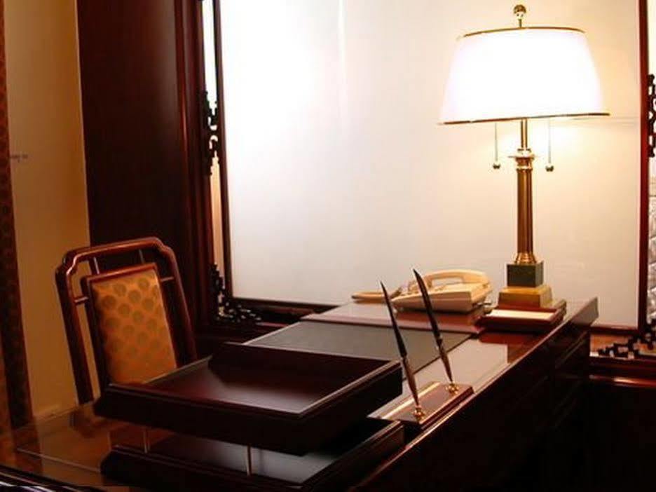 King'S Paradise Hotel Csungli Kültér fotó